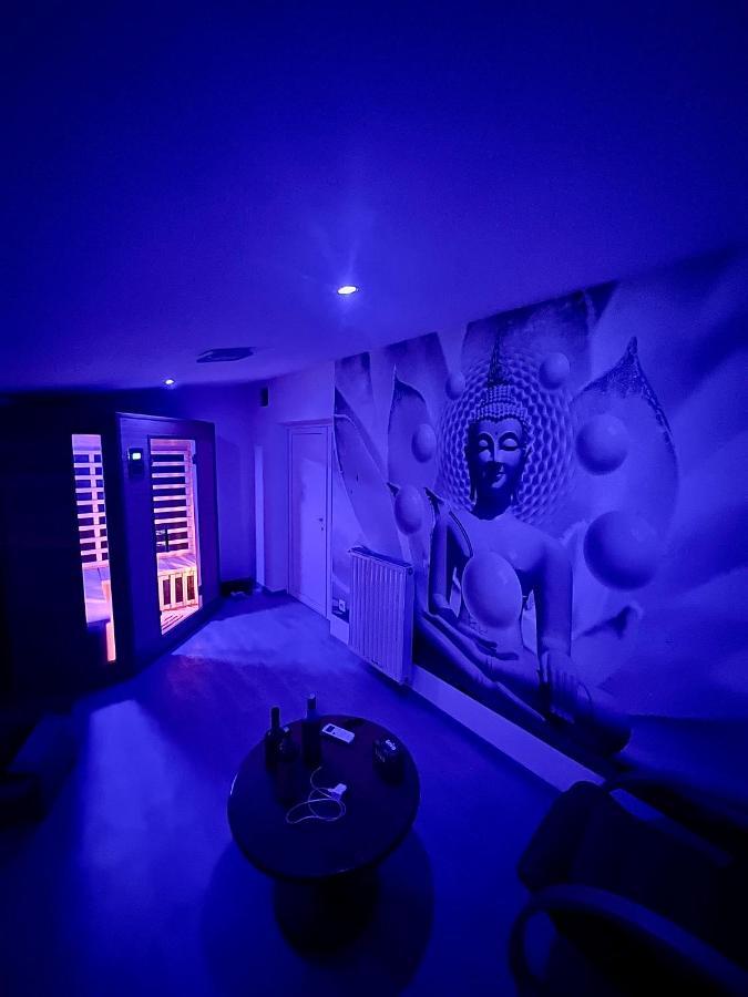 Voeroesmarty Deluxe Vendeghaz Apartment Kaposvar Exterior photo